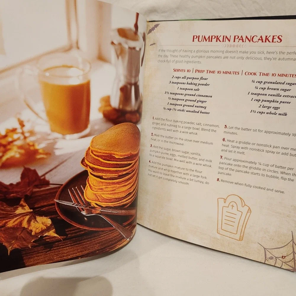 The Unofficial Hocus Pocus Cookbook 50 Bewitchingly Delicious‎ Recipes